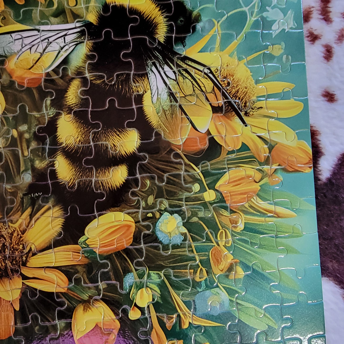 Honey Bee 120 PC Handmade Jigsaw Puzzle