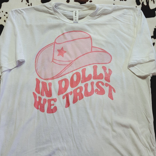 In Dolly We Trust Graphic T-Shirt