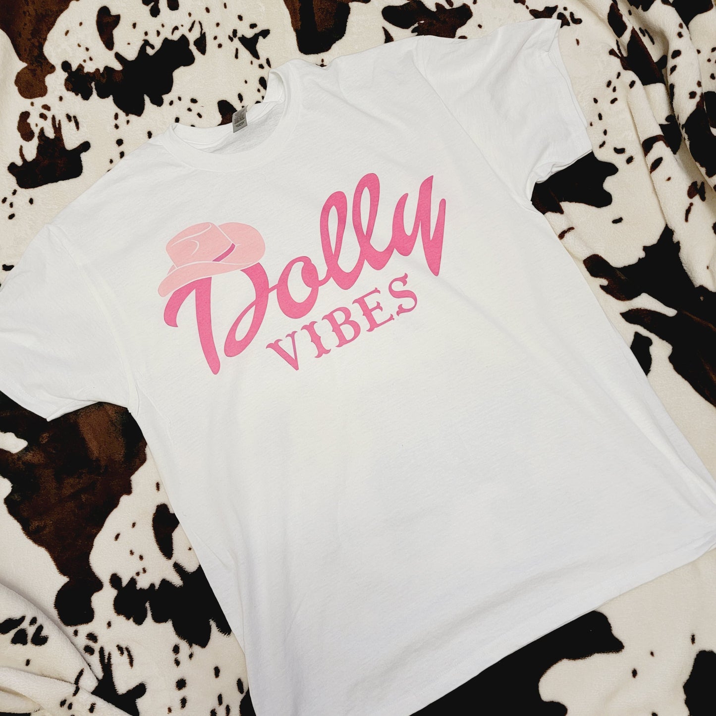 Dolly Vibes Western Graphic T-Shirt