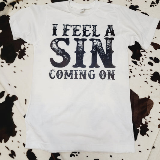 I Feel A Sin Comin On Western Short Sleeve Graphic Tee