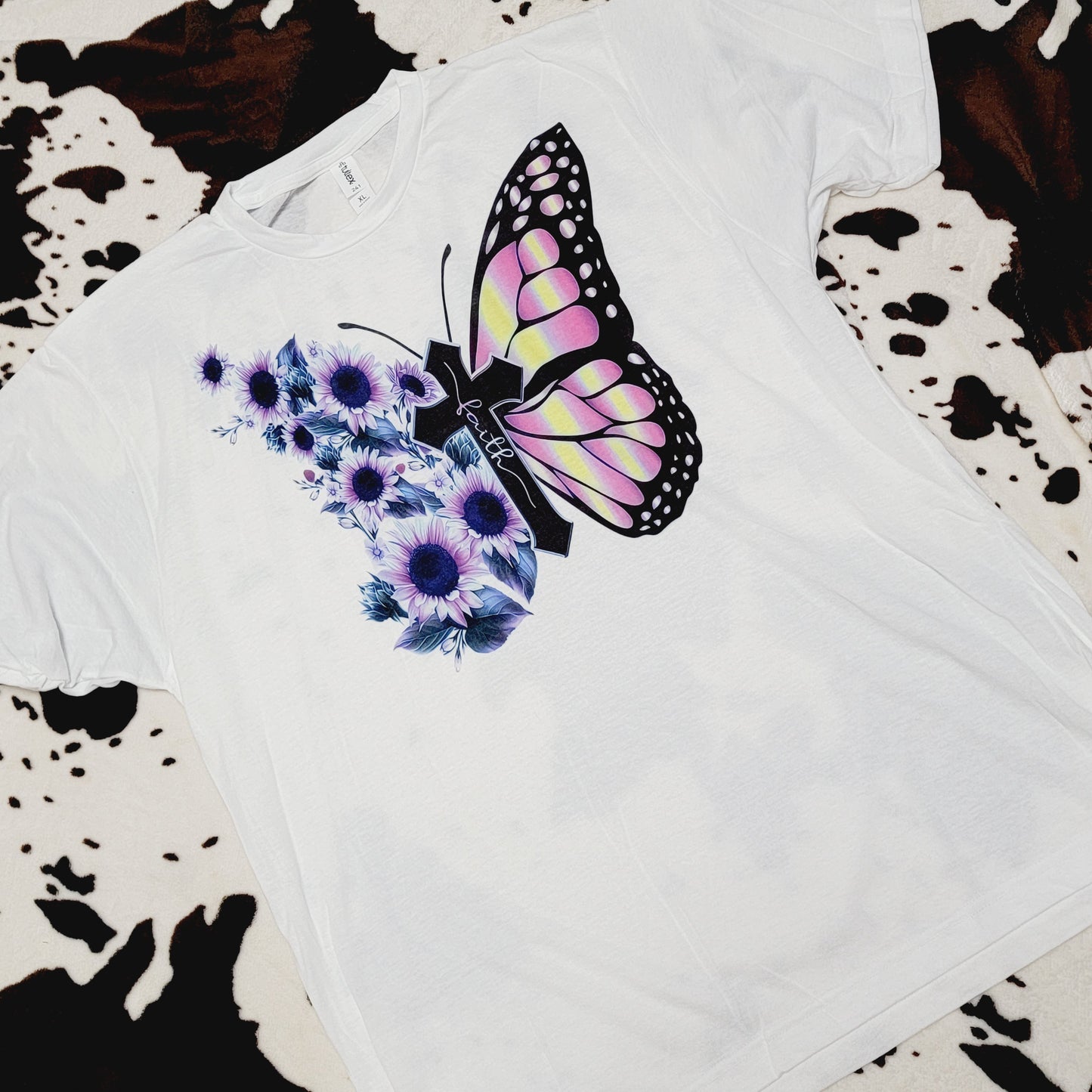 Butterfly Faith Floral Graphic T-Shirt
