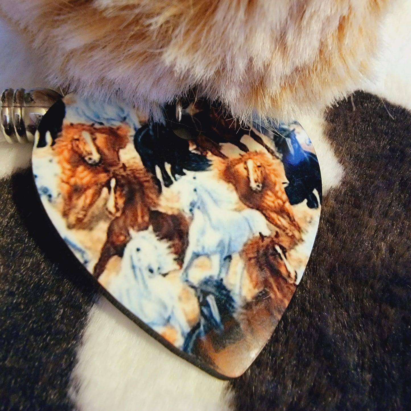 Horses Heart Pom Pom Keychain