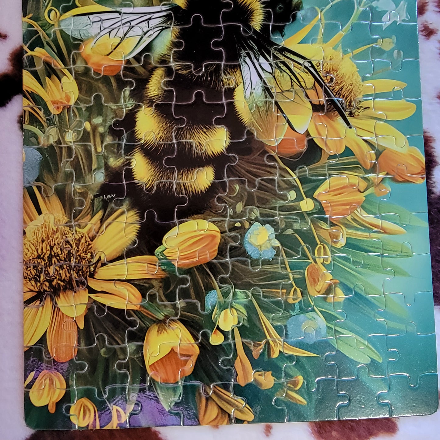 Honey Bee 120 PC Handmade Jigsaw Puzzle