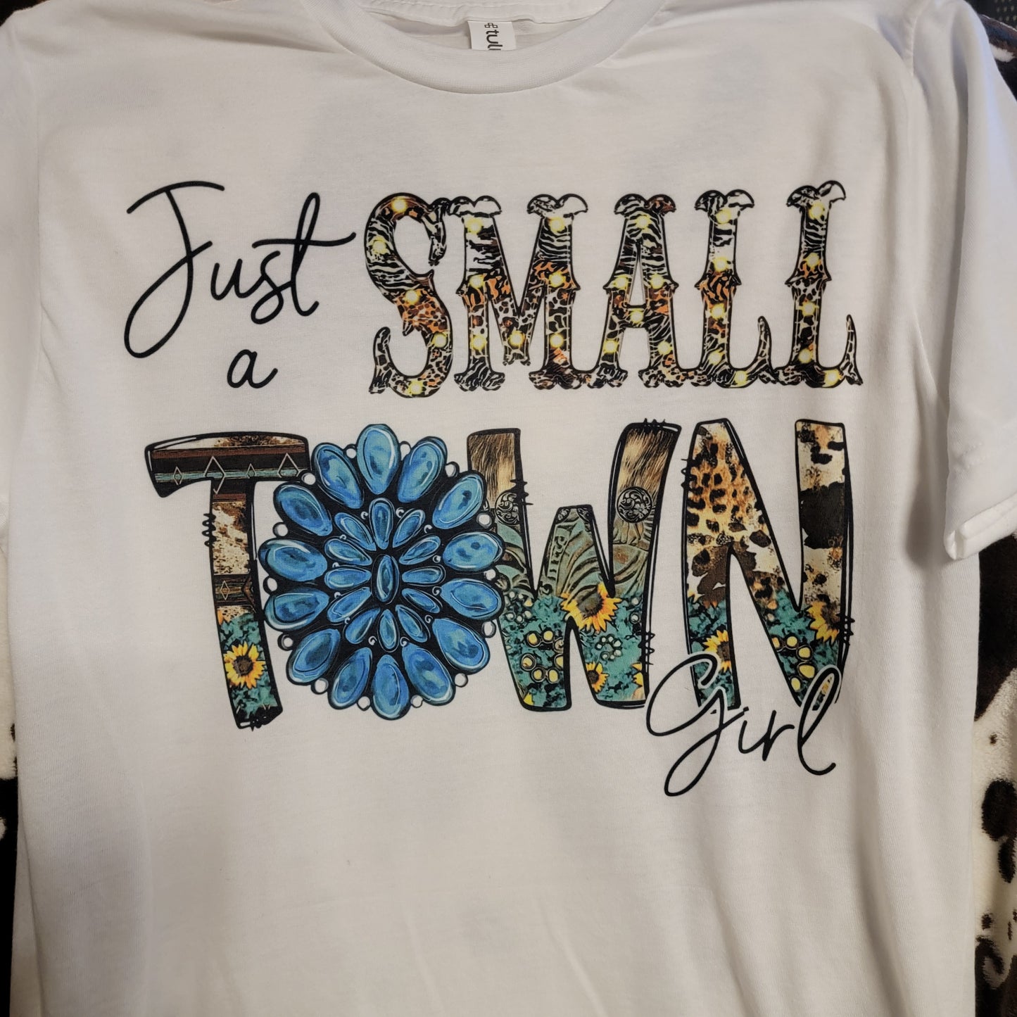 Small Town Girl Western White T-Shirt Short Sleeve Graphic Tee