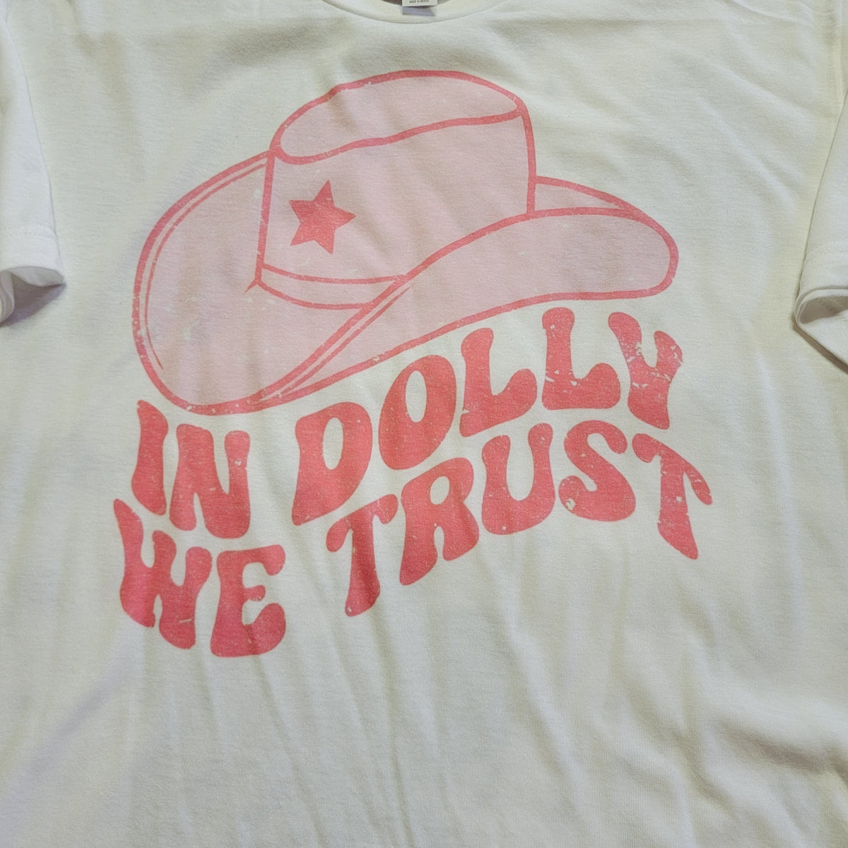 In Dolly We Trust Graphic T-Shirt