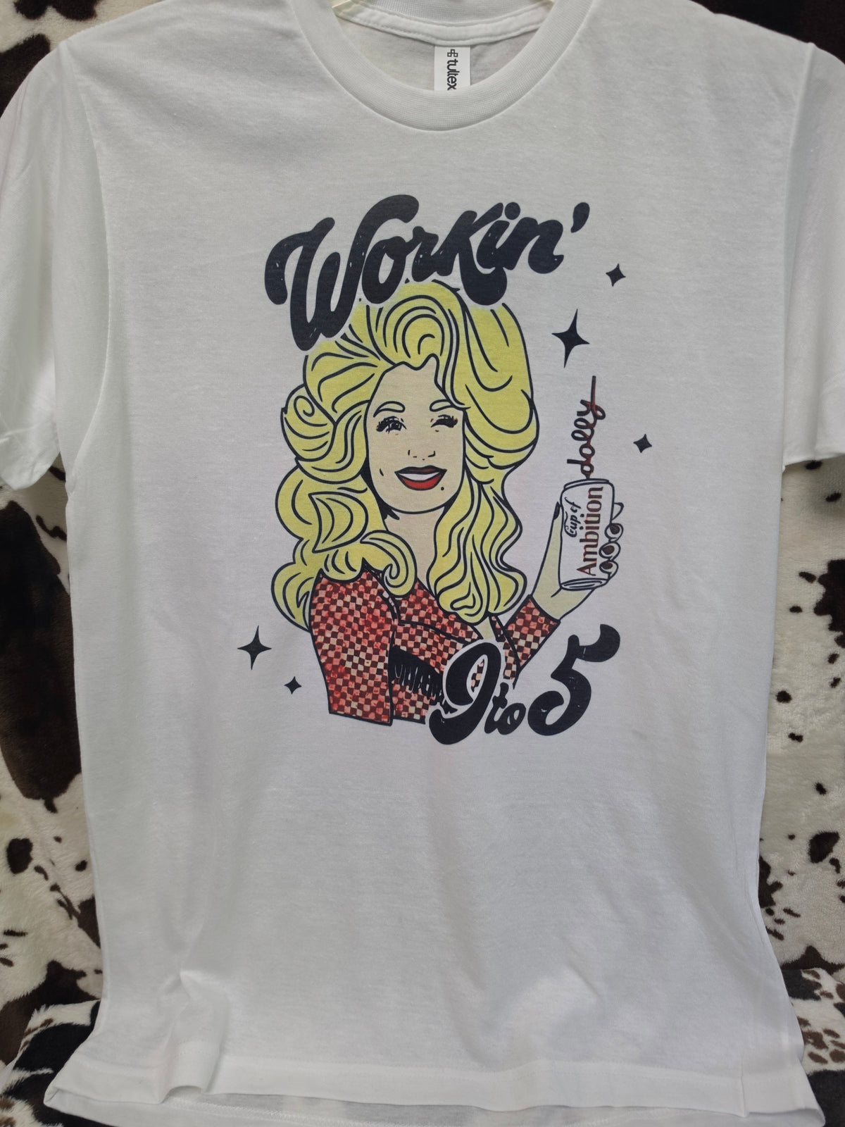 9 To 5 Dolly Parton Graphic Tee Shirt